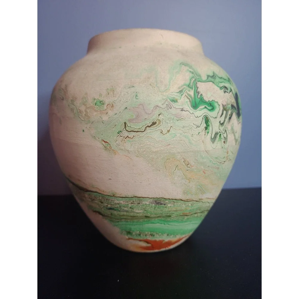 VTG Nemadji Swirl Pottery Vase Green Orange Black 8
